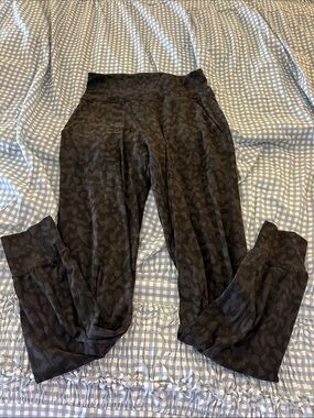 Lululemon pants